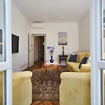 Apartment Parkside Oasis