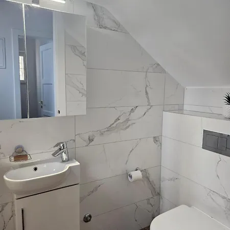 Parkside Oasis Apartman